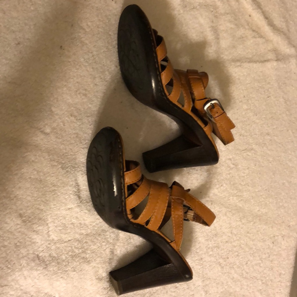 Tan heels